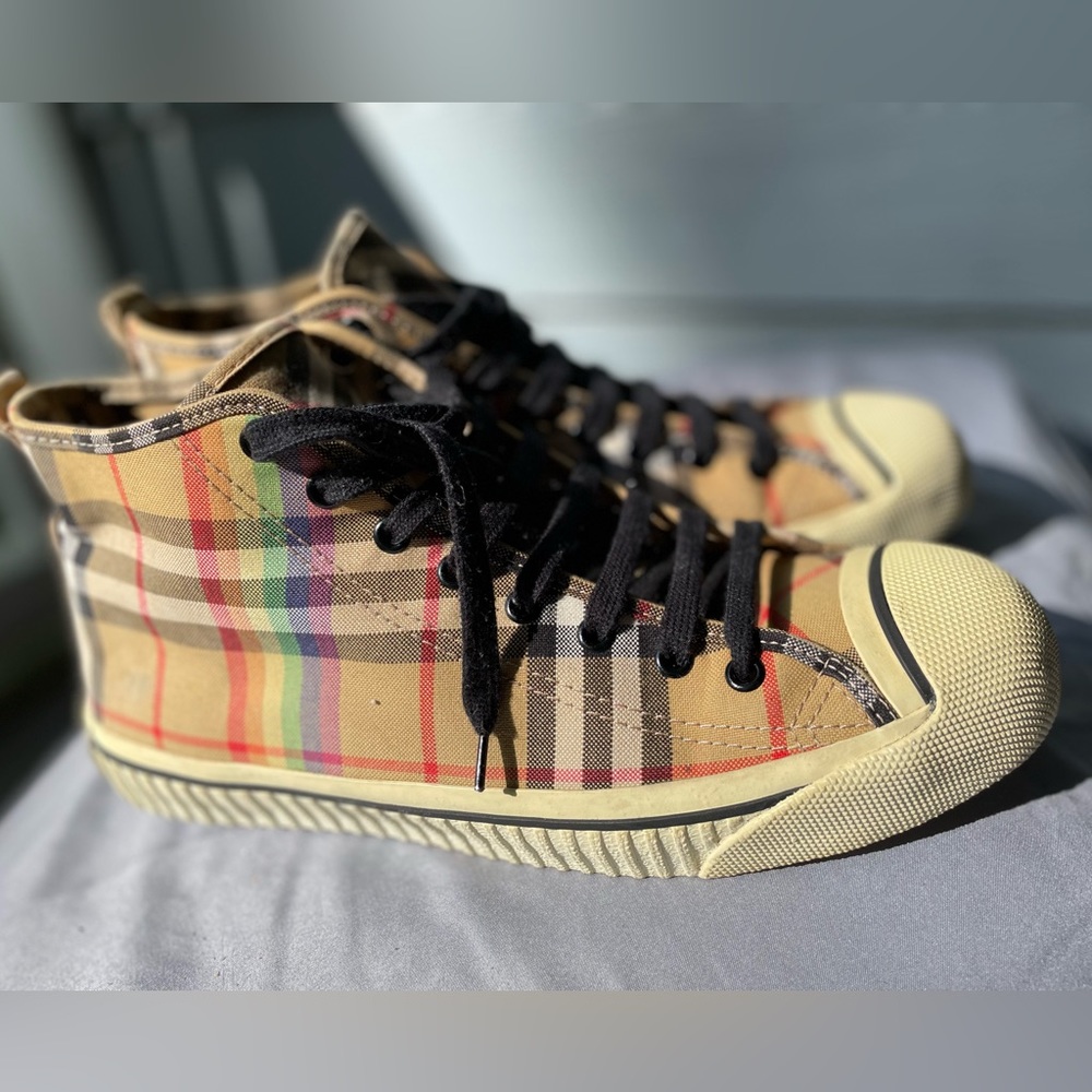 Burberry plaid sneakers